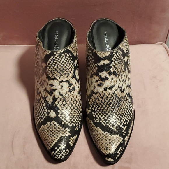 Slip on booty - Picture 3 of 7